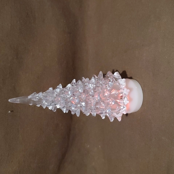 LED Color Changing Christmas Tree 6in - Picture 4 of 5